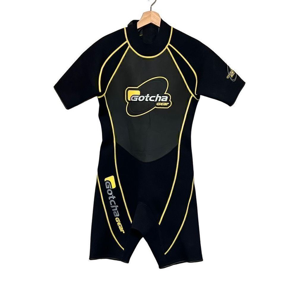 Gotcha Gear black titanium 2 short wetsuit size M